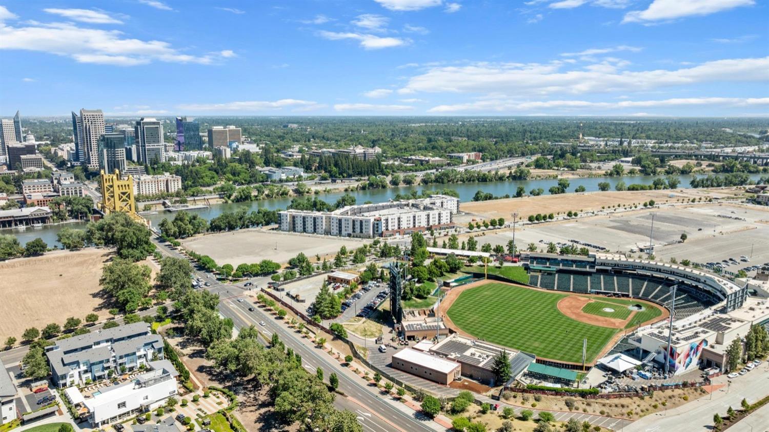 Detail Gallery Image 43 of 55 For 330 G St #204,  West Sacramento,  CA 95605 - 2 Beds | 2 Baths