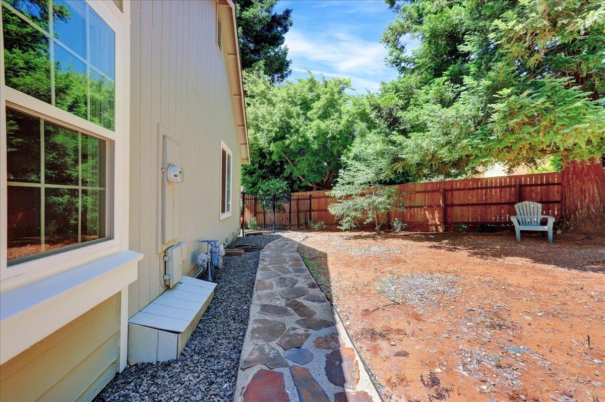 Woodcrest Way, Grass Valley, California image 36
