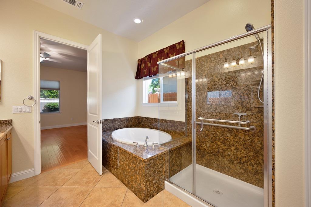 Detail Gallery Image 49 of 61 For 2024 Xavier Ln, Roseville,  CA 95747 - 3 Beds | 2/1 Baths