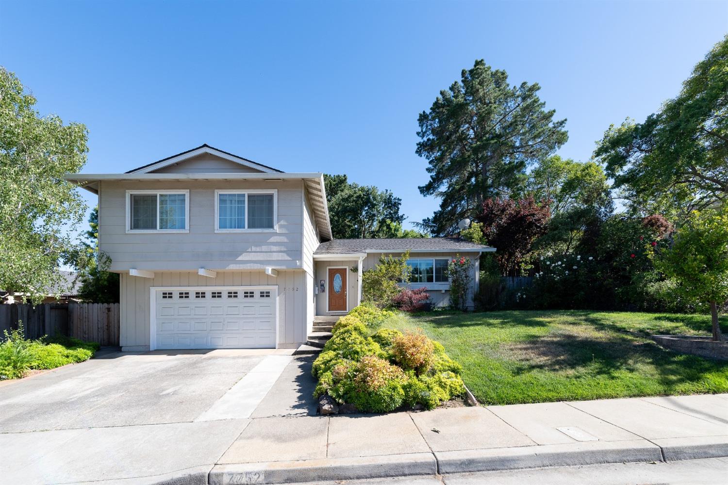 Desertwood Lane, Pleasanton, California image 1