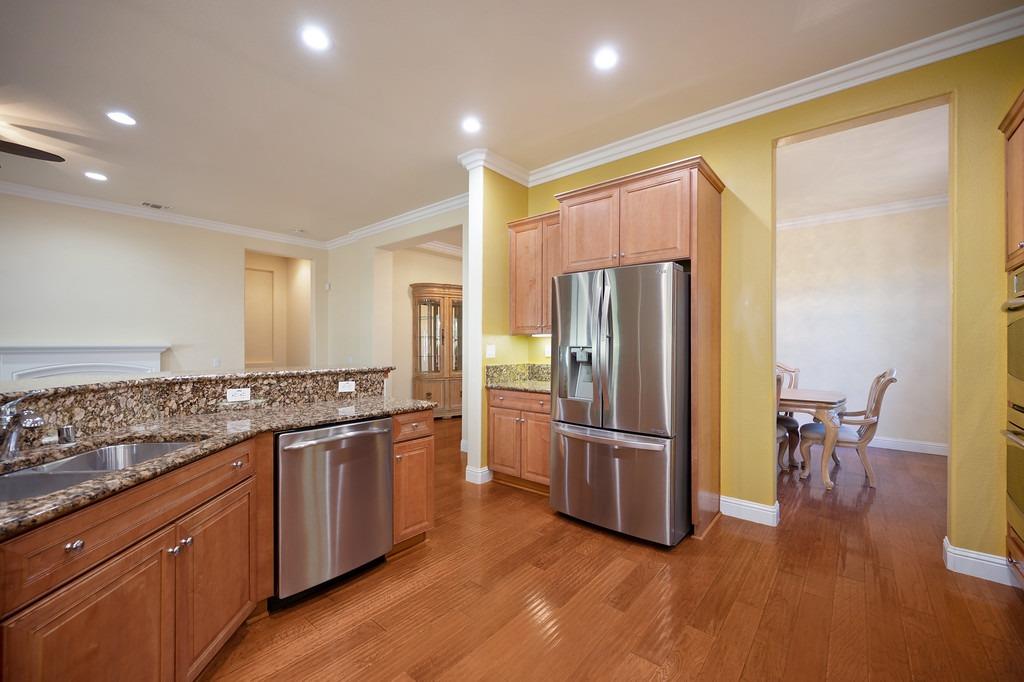 Detail Gallery Image 29 of 61 For 2024 Xavier Ln, Roseville,  CA 95747 - 3 Beds | 2/1 Baths