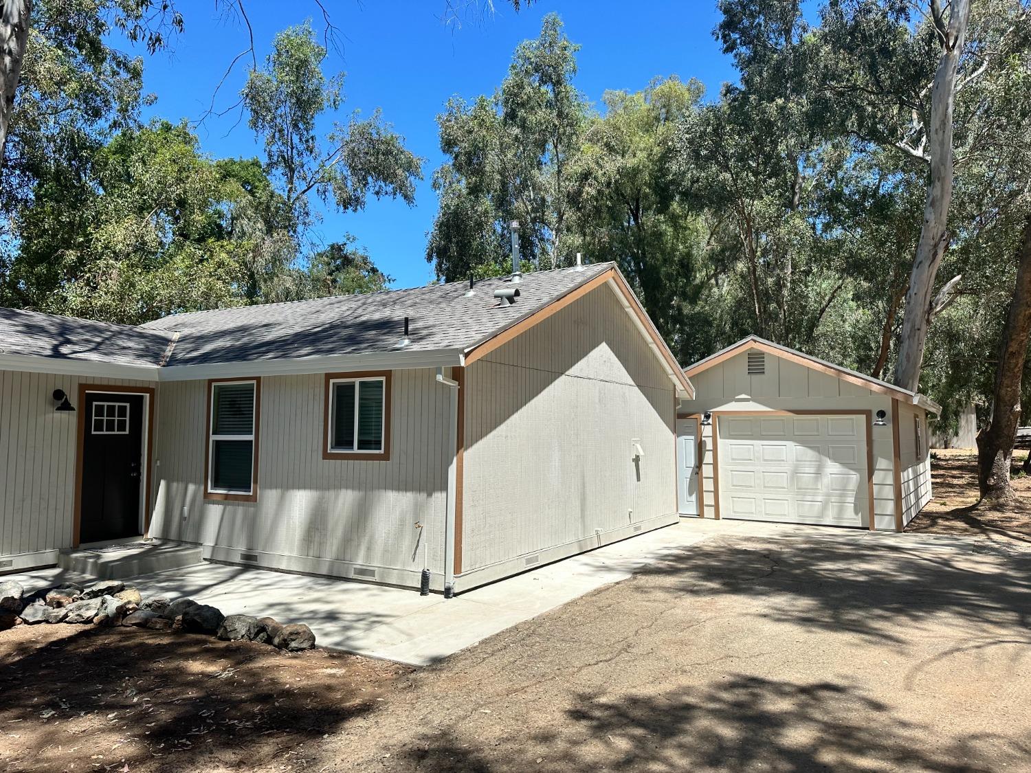 Pacific Avenue, Rio Oso, California image 8