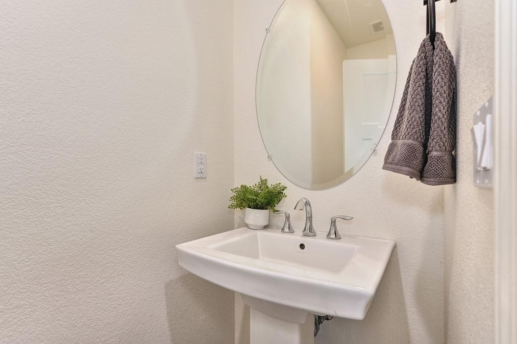 Detail Gallery Image 43 of 51 For 12594 Solsberry Way, Rancho Cordova,  CA 95742 - 4 Beds | 3/1 Baths