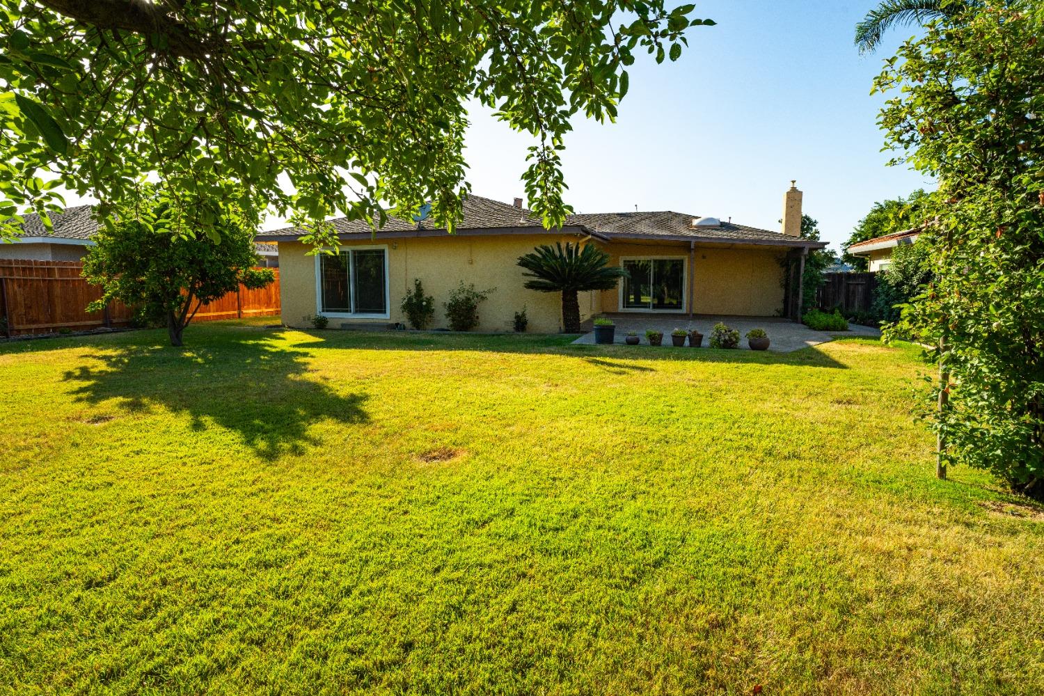 Falcon Court, Atwater, California image 45