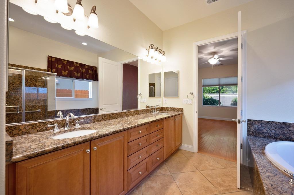 Detail Gallery Image 50 of 61 For 2024 Xavier Ln, Roseville,  CA 95747 - 3 Beds | 2/1 Baths