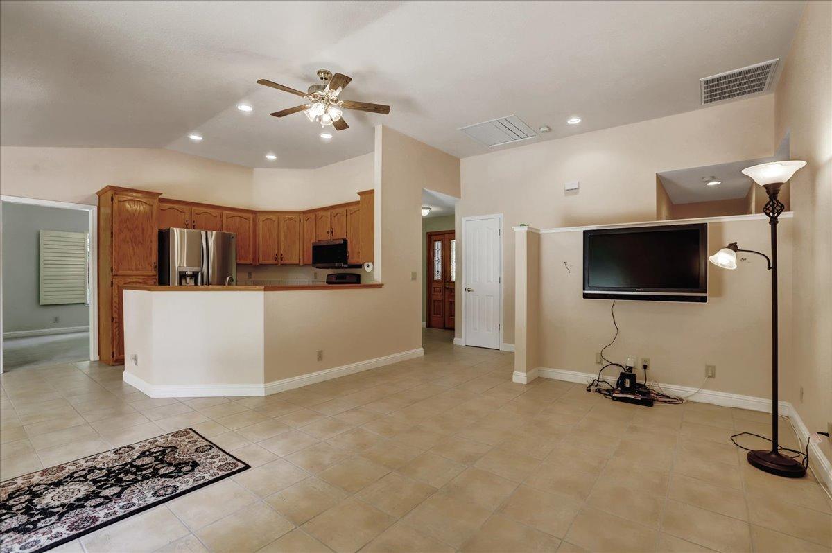 Woodcrest Way, Grass Valley, California image 12