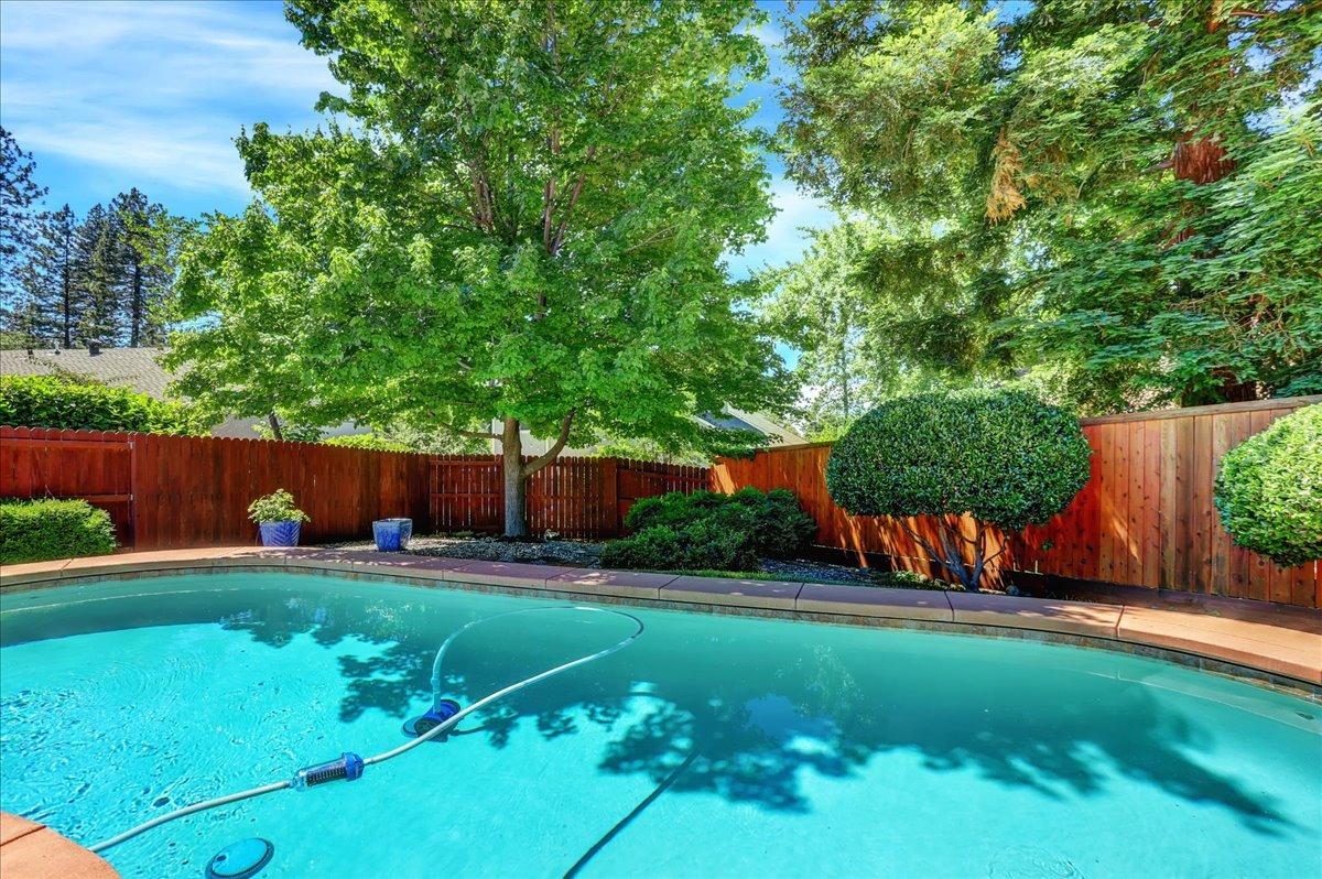 Woodcrest Way, Grass Valley, California image 32