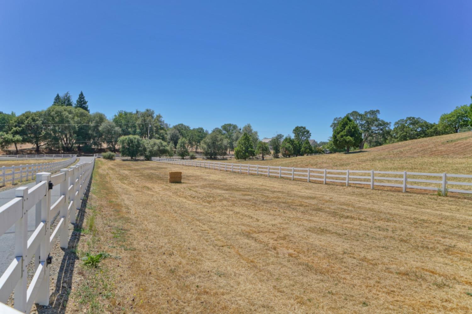 Detail Gallery Image 38 of 83 For 6436 Wagon Loop, Placerville,  CA 95667 - 3 Beds | 4 Baths