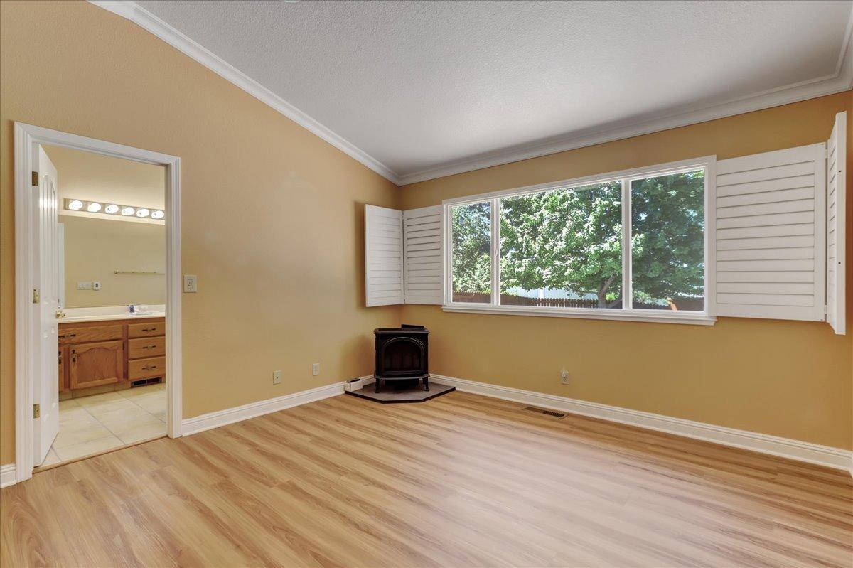 Woodcrest Way, Grass Valley, California image 18