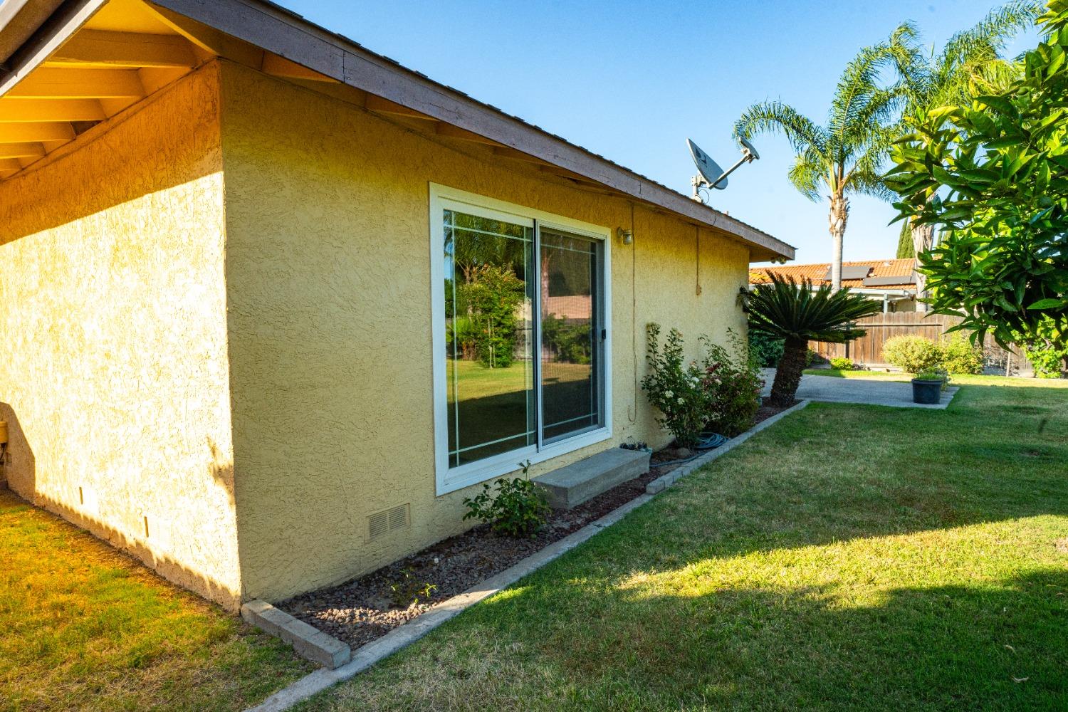 Falcon Court, Atwater, California image 48