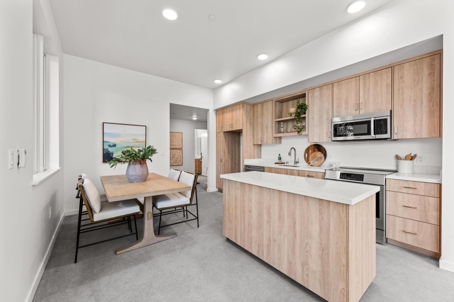 Detail Gallery Image 15 of 55 For 330 G St #204,  West Sacramento,  CA 95605 - 2 Beds | 2 Baths