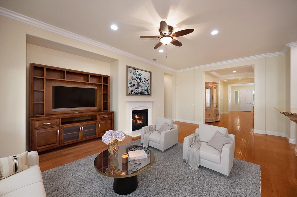 Detail Gallery Image 35 of 61 For 2024 Xavier Ln, Roseville,  CA 95747 - 3 Beds | 2/1 Baths