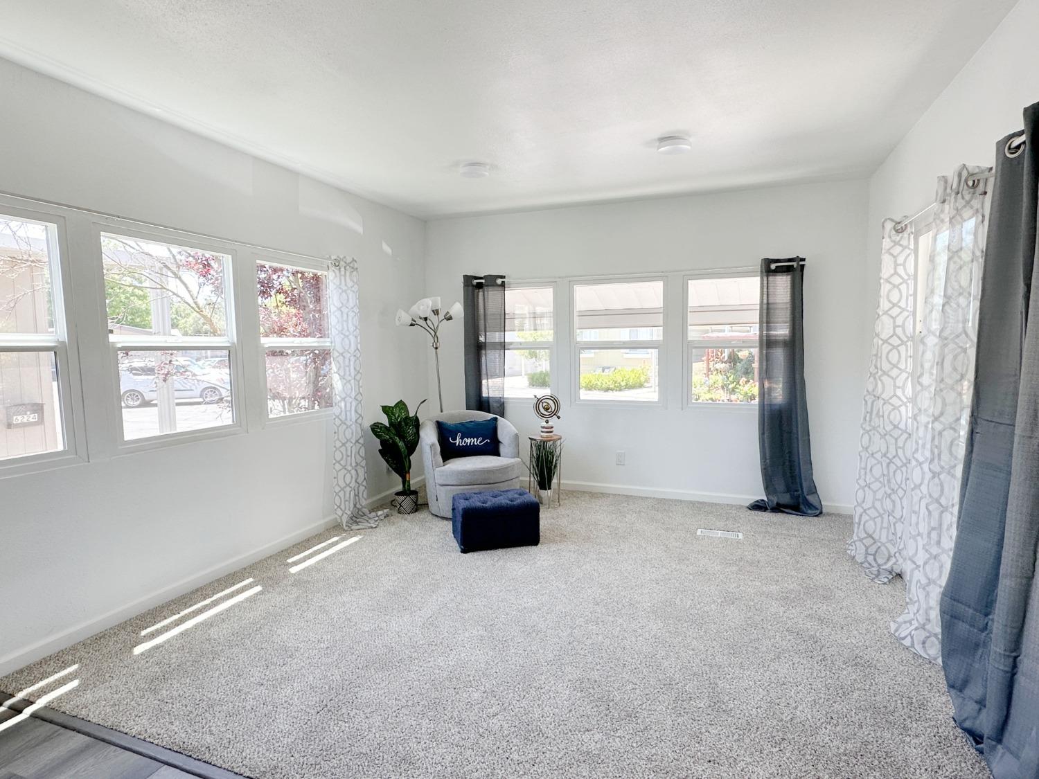 Detail Gallery Image 5 of 13 For 6226 Manitoba Ave 70, Sacramento,  CA 95841 - 1 Beds | 1 Baths