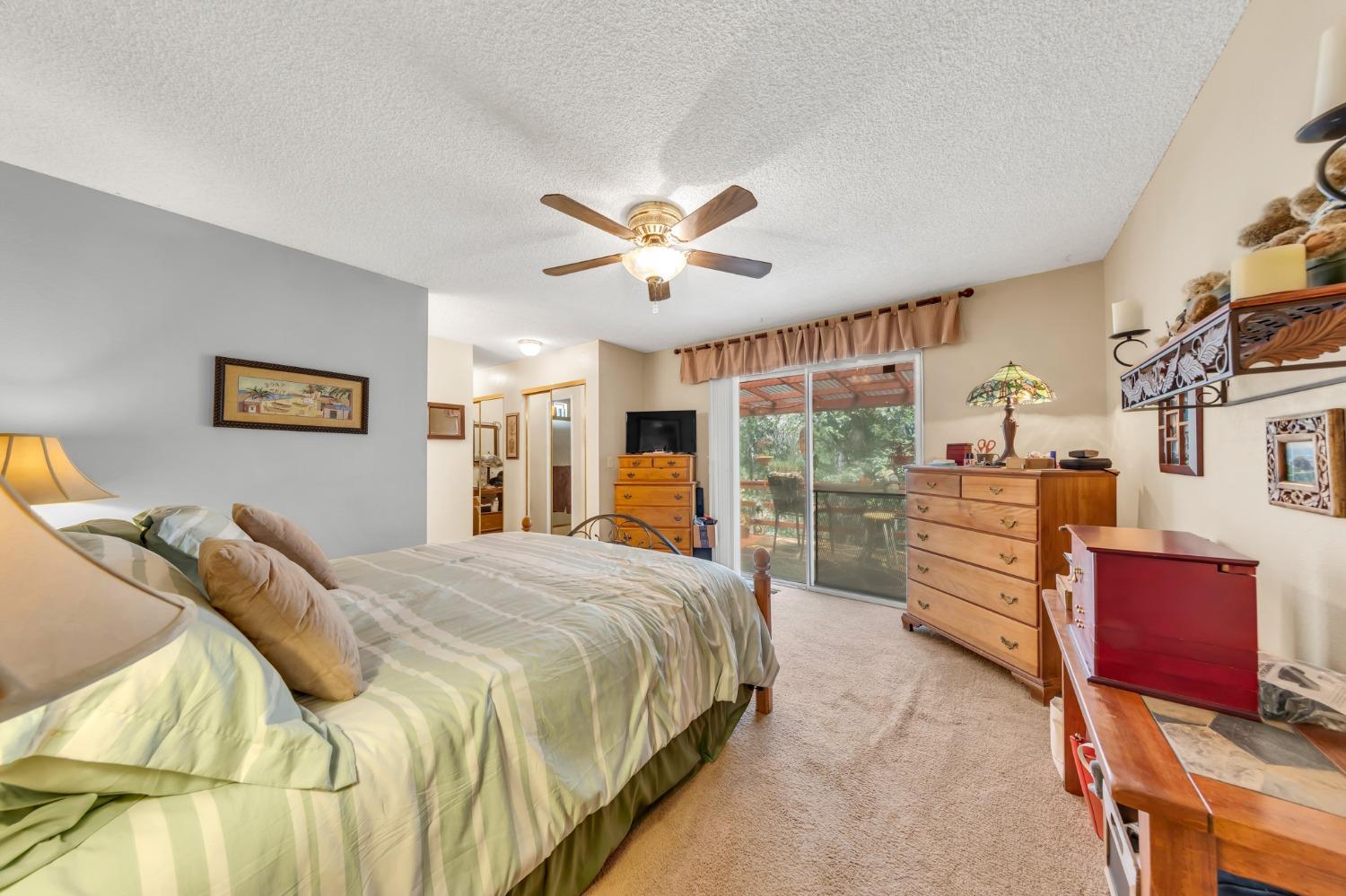 Sky Pines Road, Grass Valley, California image 19