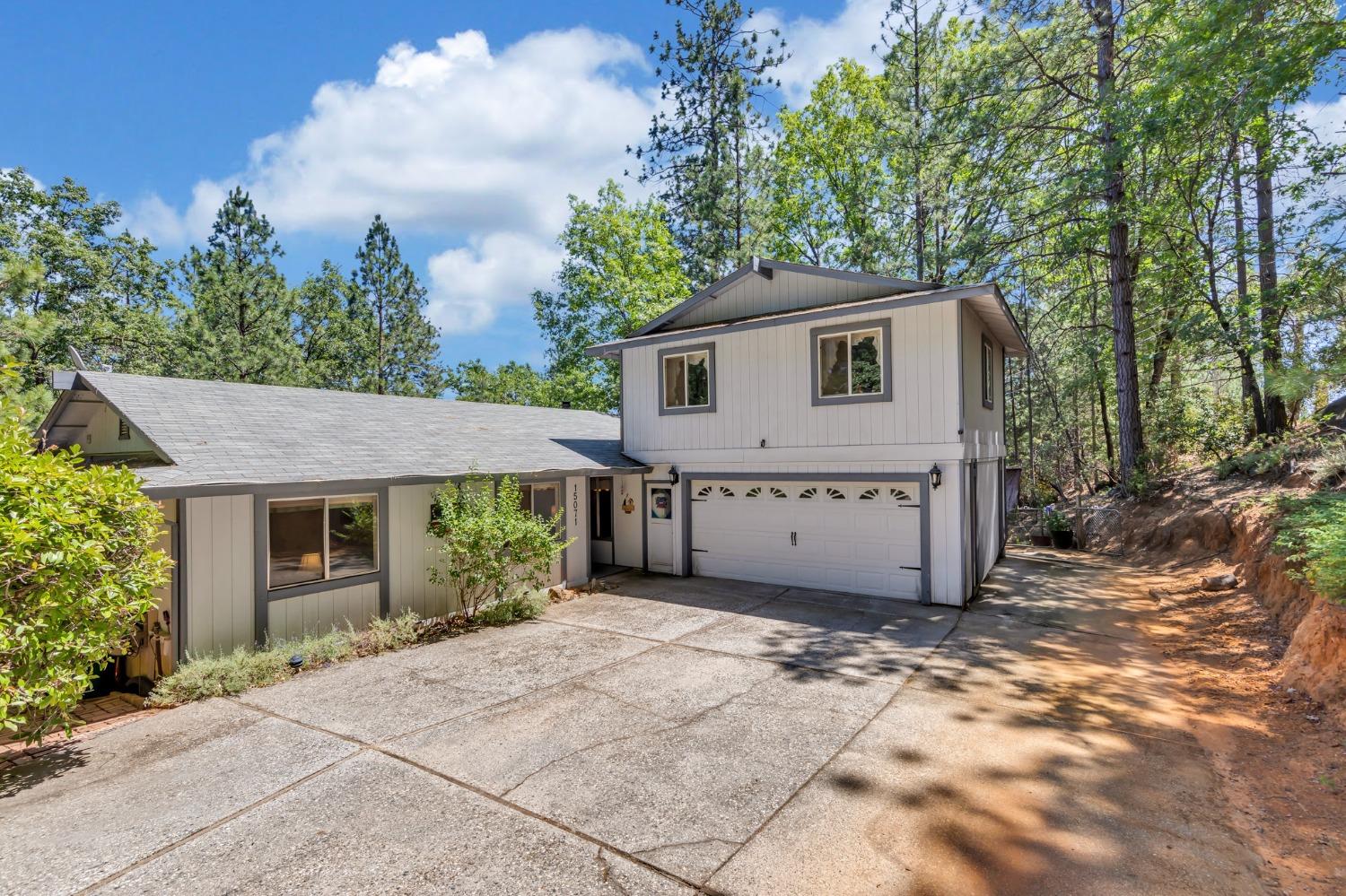 Sky Pines Road, Grass Valley, California image 4