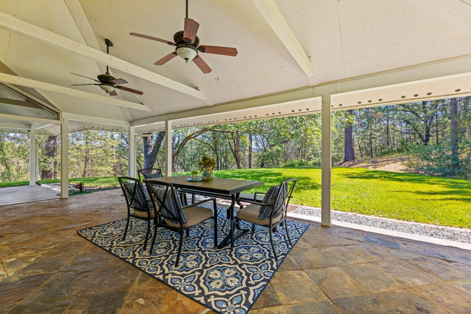 Detail Gallery Image 18 of 26 For 21267 Brewer Rd, Grass Valley,  CA 95949 - 3 Beds | 2 Baths