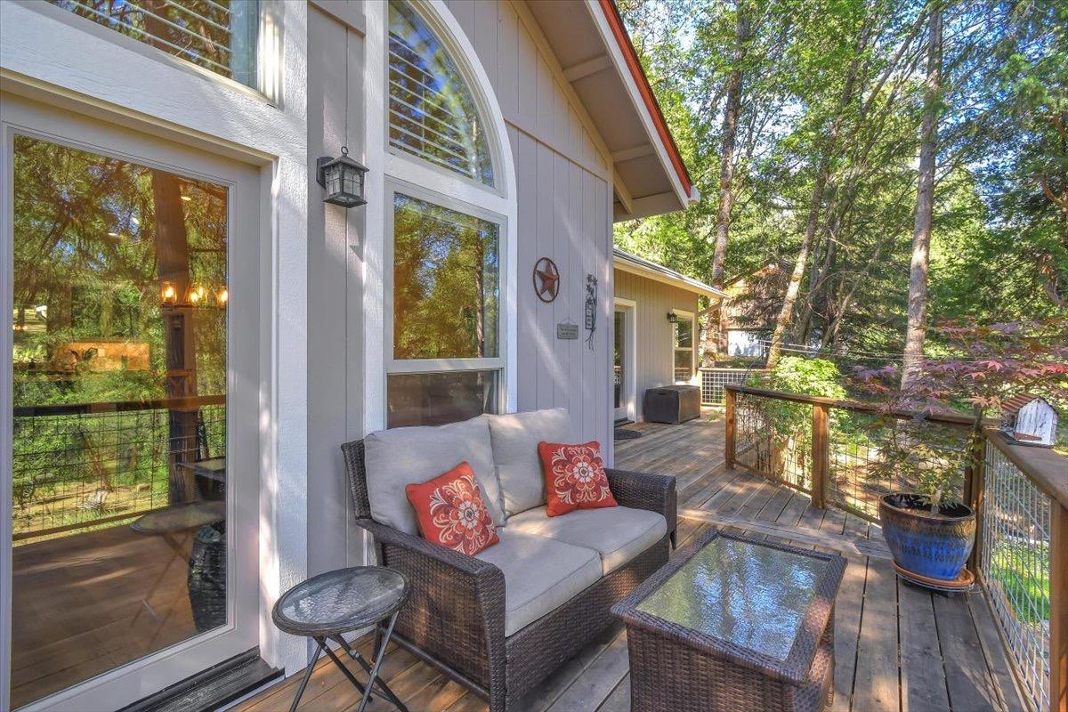 Pebble Place, Nevada City, California image 29