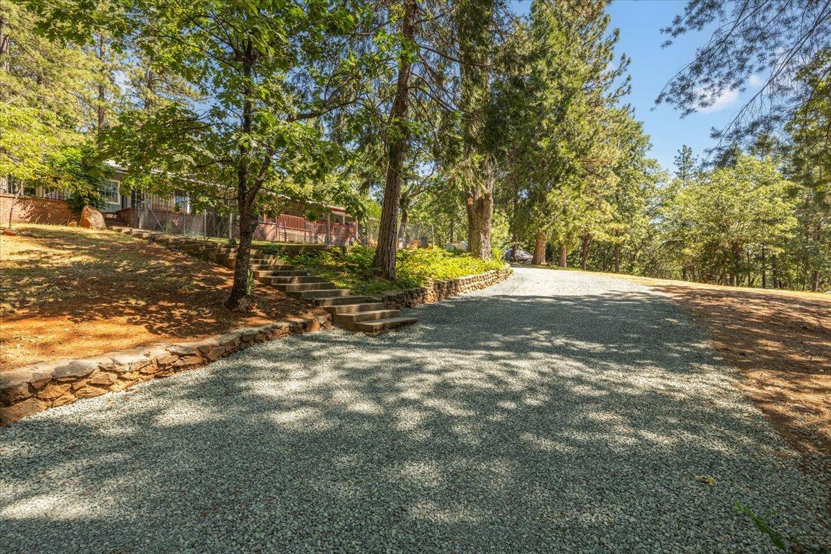 Brooks Road, Grass Valley, California image 18