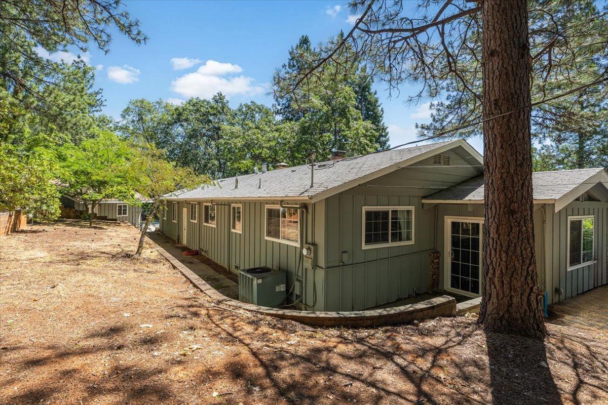 Brooks Road, Grass Valley, California image 28