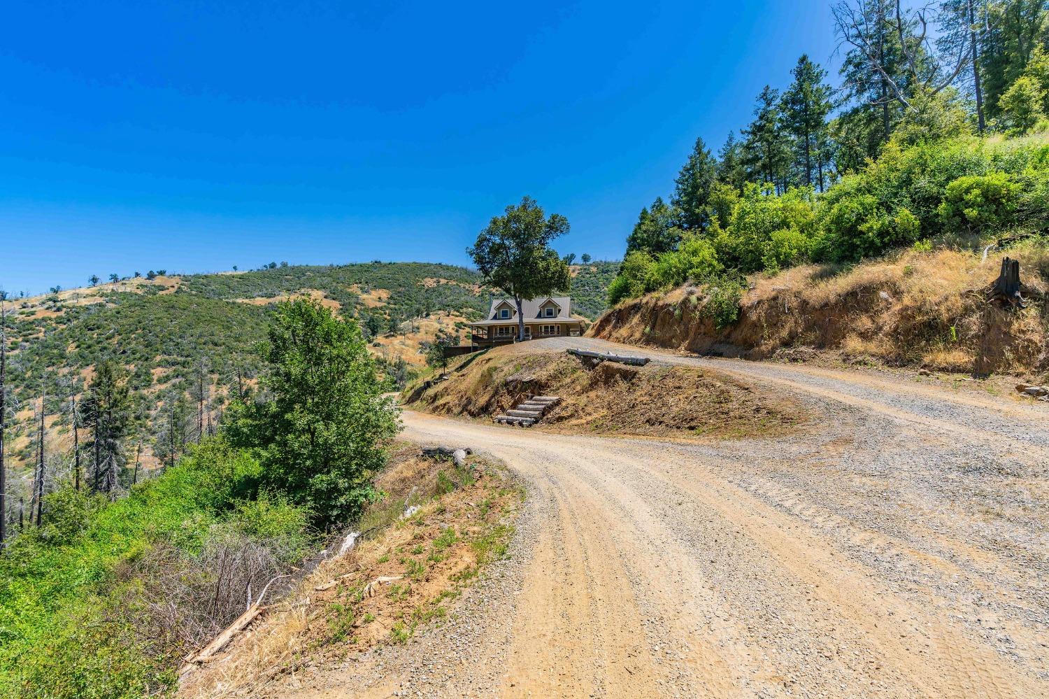 Detail Gallery Image 14 of 86 For 16848 Old Gambetta Rd, Mokelumne Hill,  CA 95245 - 3 Beds | 2/1 Baths