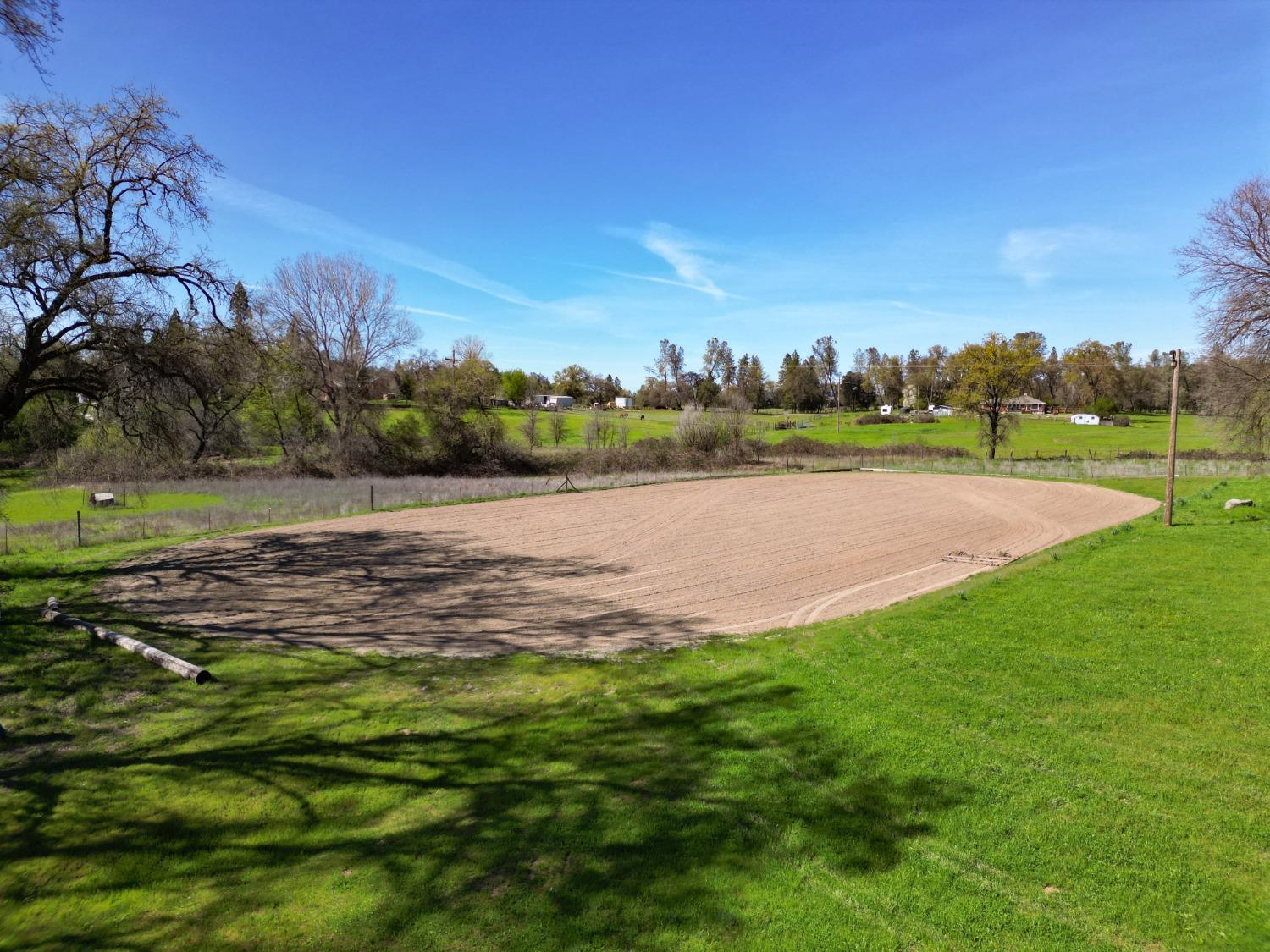 Mcland Court, Penn Valley, California image 22