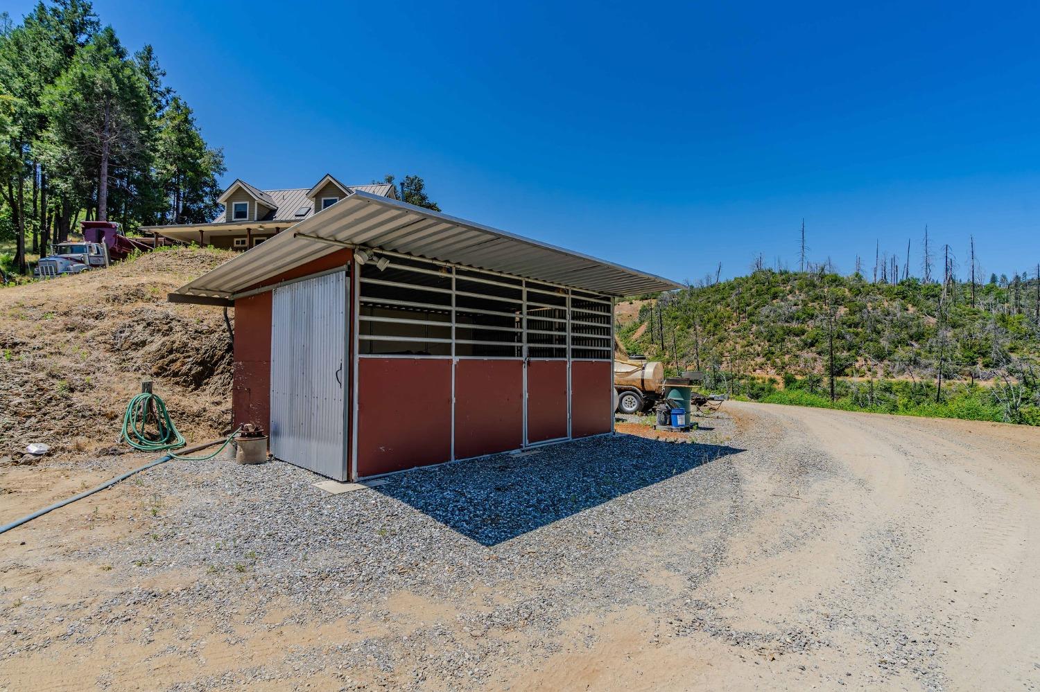 Detail Gallery Image 28 of 86 For 16848 Old Gambetta Rd, Mokelumne Hill,  CA 95245 - 3 Beds | 2/1 Baths