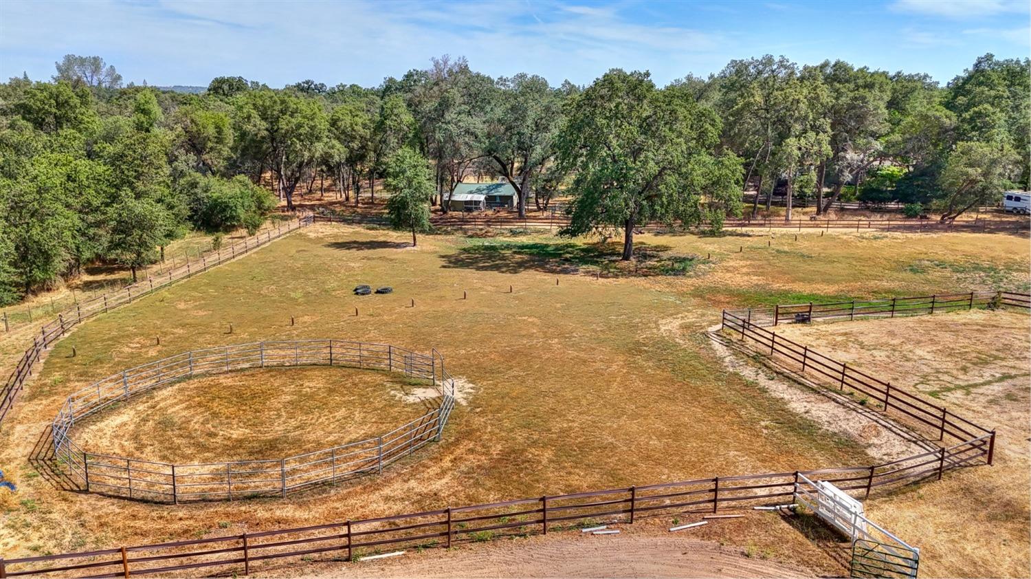 Detail Gallery Image 86 of 99 For 4870 Clover Ranch Ln, Loomis,  CA 95650 - 4 Beds | 4/1 Baths