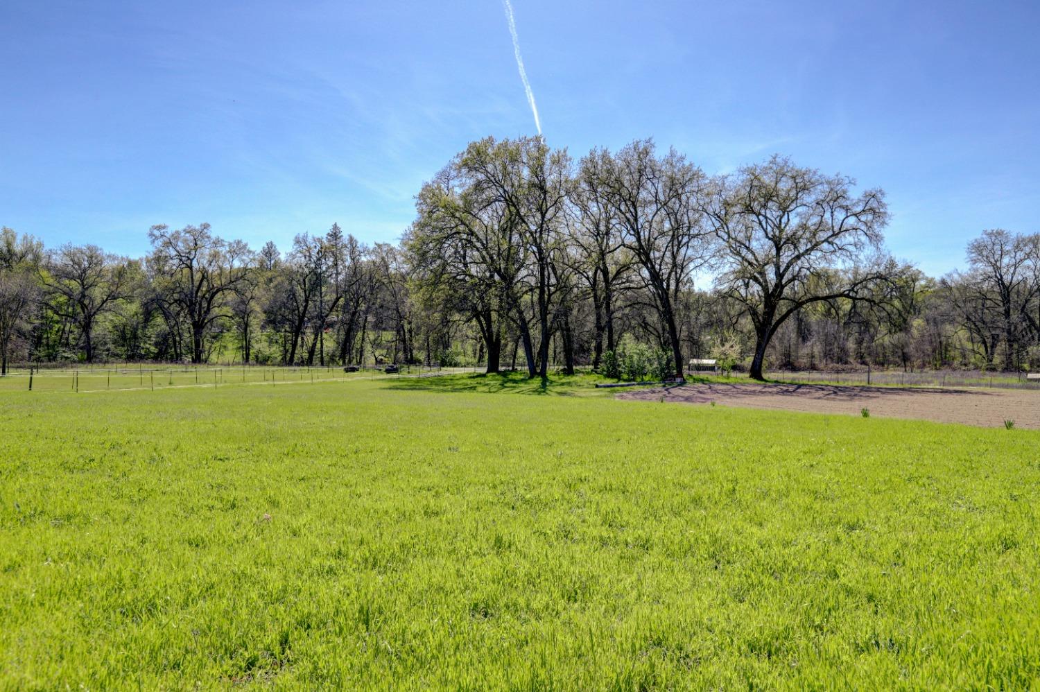 Mcland Court, Penn Valley, California image 26