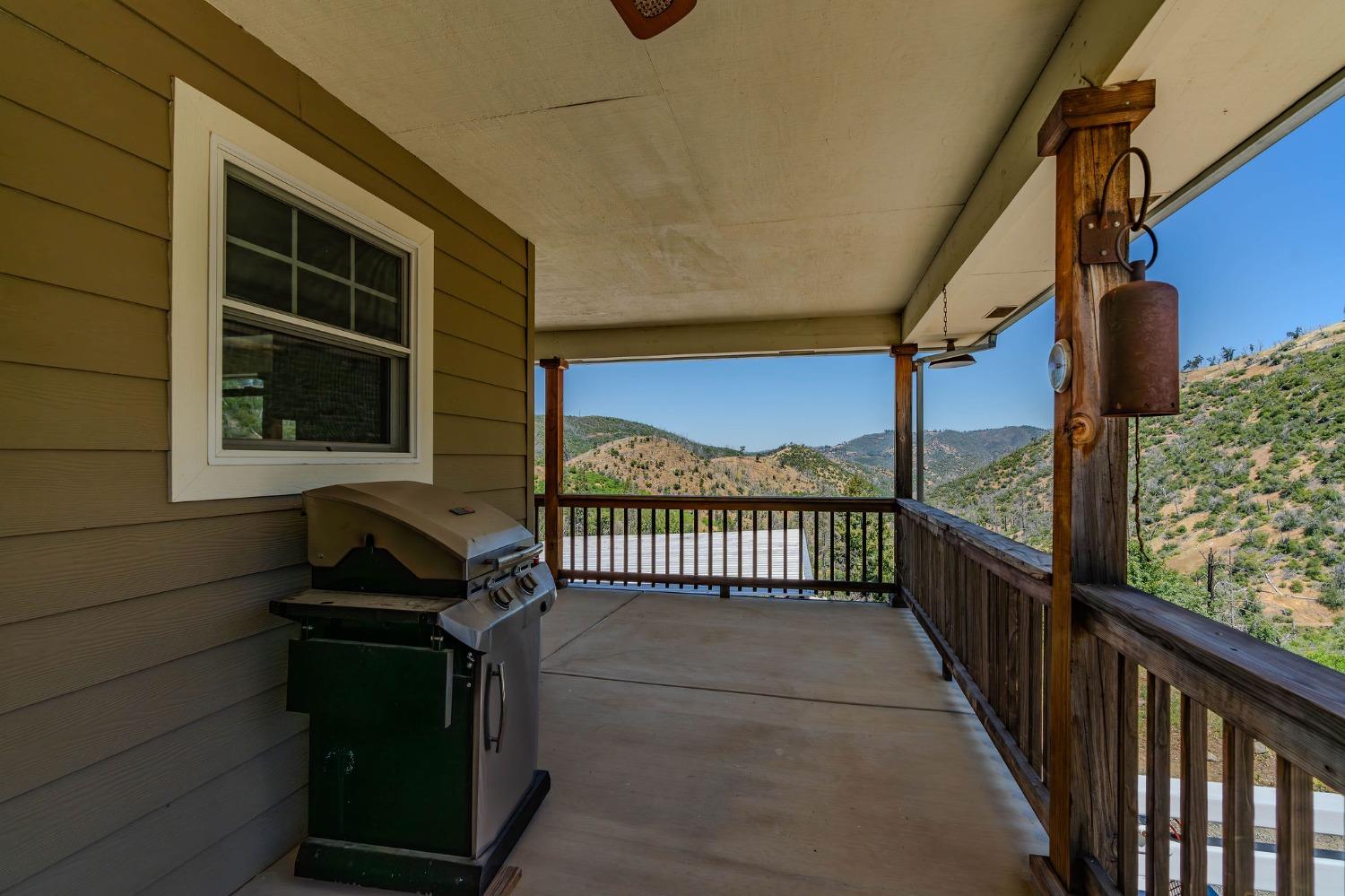 Detail Gallery Image 20 of 86 For 16848 Old Gambetta Rd, Mokelumne Hill,  CA 95245 - 3 Beds | 2/1 Baths