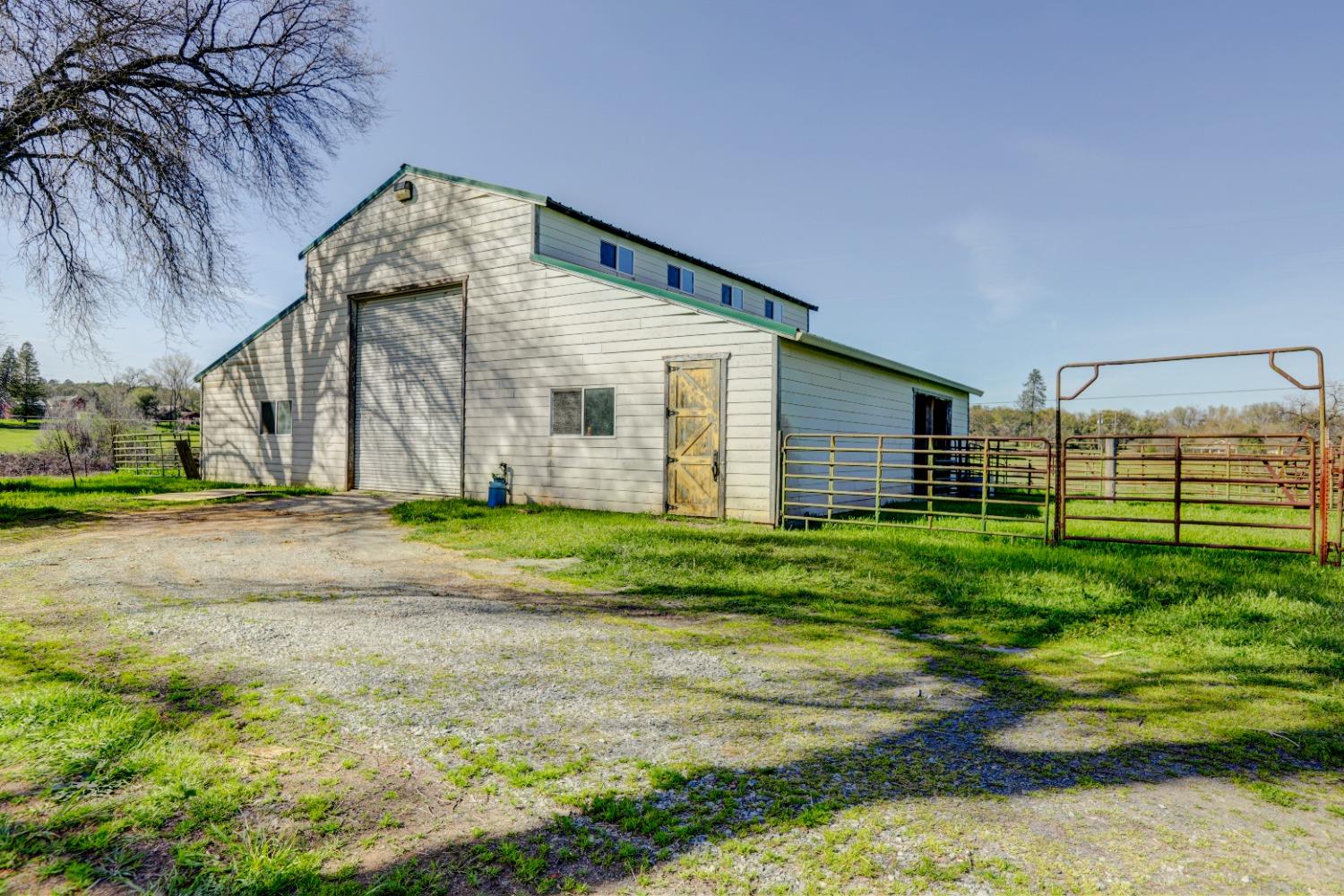 Mcland Court, Penn Valley, California image 3