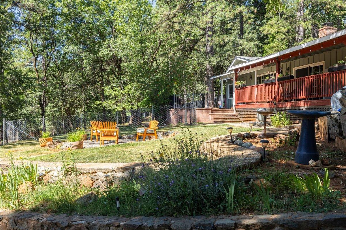 Brooks Road, Grass Valley, California image 21