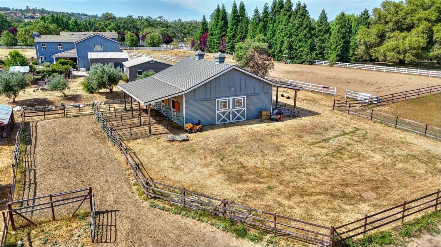 Detail Gallery Image 82 of 99 For 4870 Clover Ranch Ln, Loomis,  CA 95650 - 4 Beds | 4/1 Baths