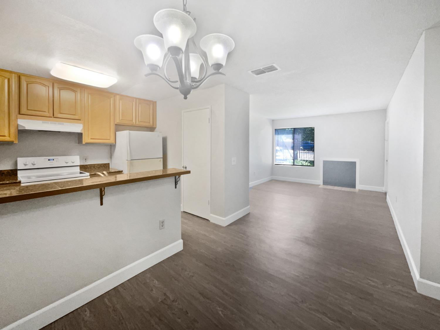 Detail Gallery Image 9 of 18 For 3941 Madison Ave #101,  North Highlands,  CA 95660 - 2 Beds | 2 Baths