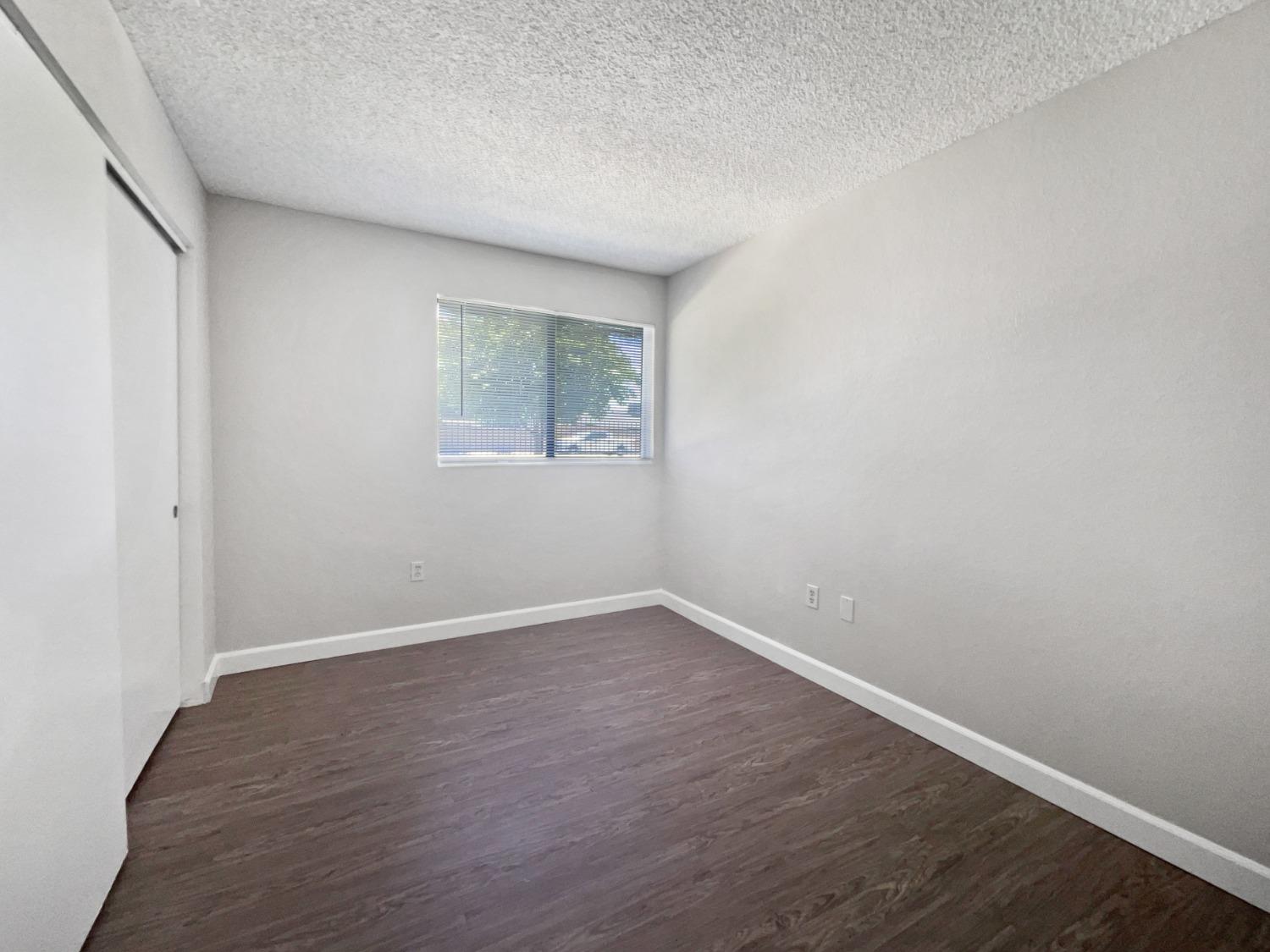 Detail Gallery Image 12 of 18 For 3941 Madison Ave #101,  North Highlands,  CA 95660 - 2 Beds | 2 Baths