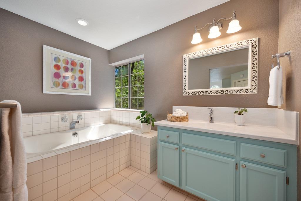 Detail Gallery Image 25 of 50 For 6031 Arrowhead Ct, Foresthill,  CA 95631 - 3 Beds | 2/1 Baths