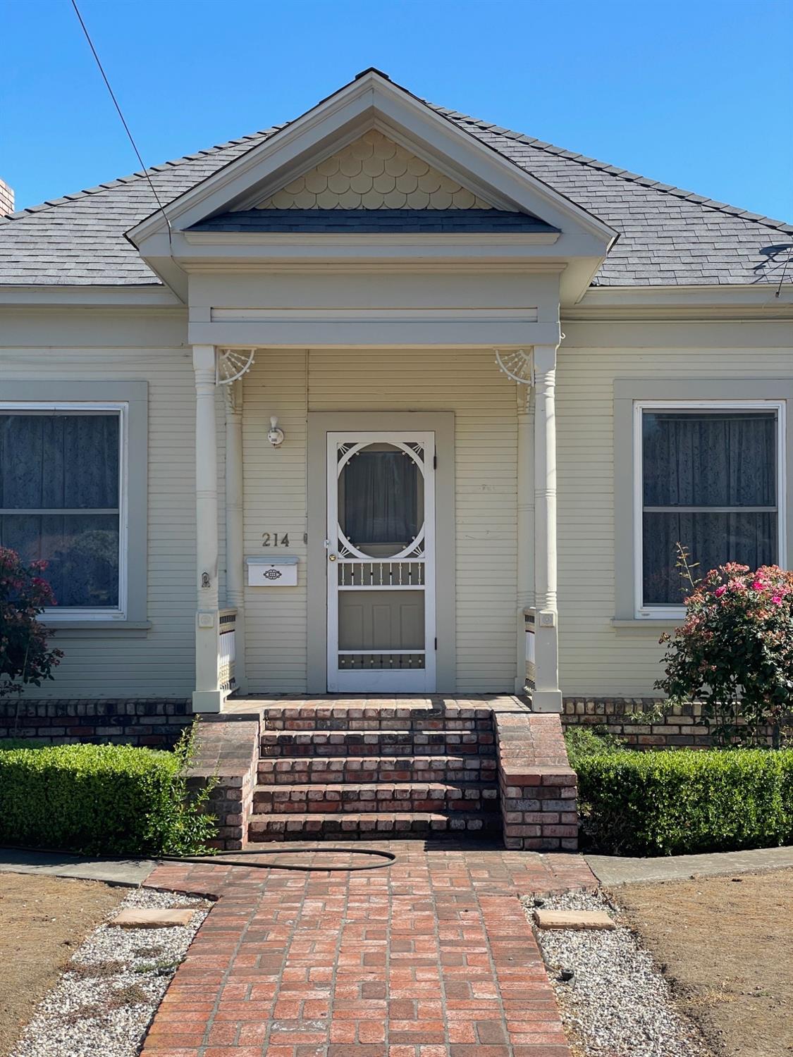 Detail Gallery Image 2 of 58 For 214 Pendegast St, Woodland,  CA 95695 - 2 Beds | 1 Baths