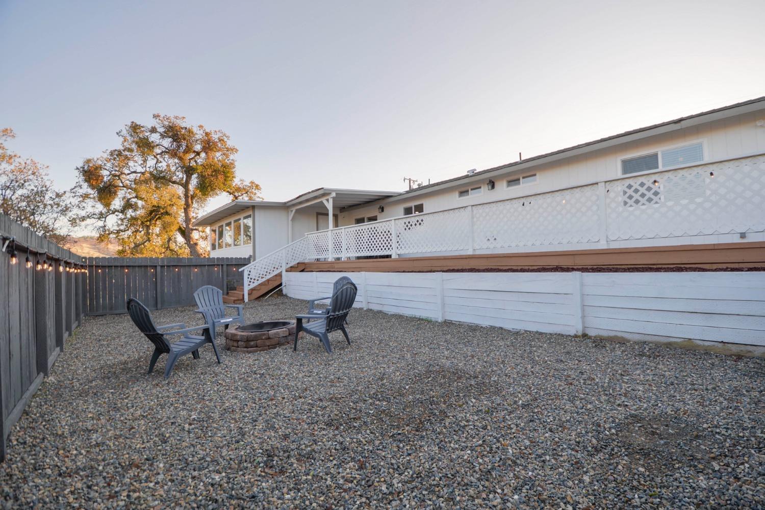 Josefina Way, La Grange, California image 38