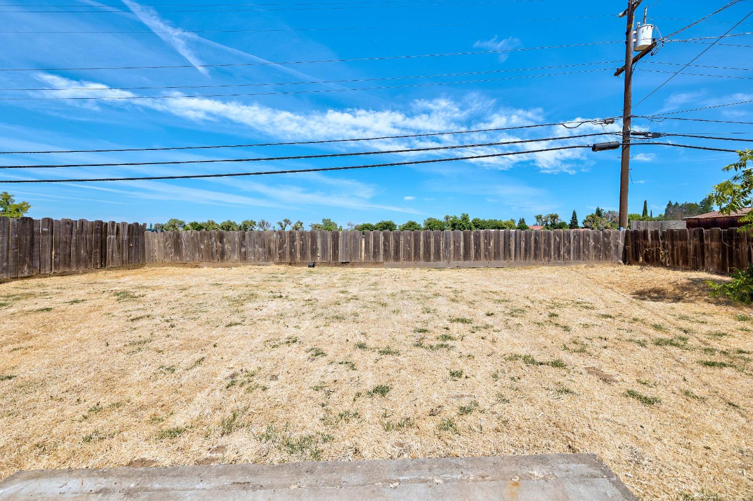 Detail Gallery Image 52 of 54 For 2595 Green St, Merced,  CA 95340 - 3 Beds | 2 Baths