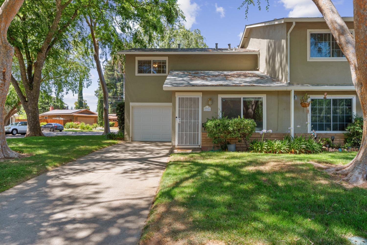 Detail Gallery Image 1 of 1 For 2726 La Verta Ct, Rancho Cordova,  CA 95670 - 3 Beds | 1/1 Baths