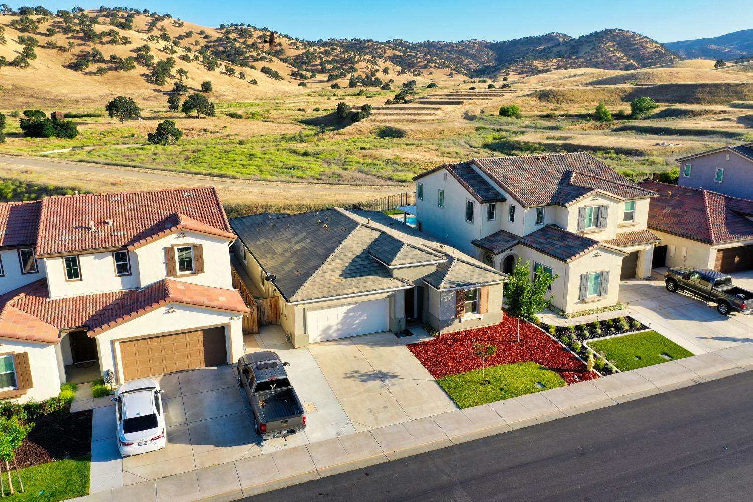 Cabernet Court, Patterson, California image 30