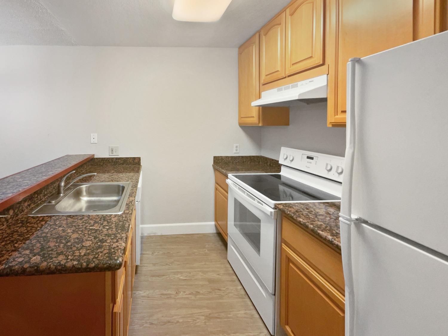 Detail Gallery Image 6 of 18 For 3941 Madison Ave #101,  North Highlands,  CA 95660 - 2 Beds | 2 Baths