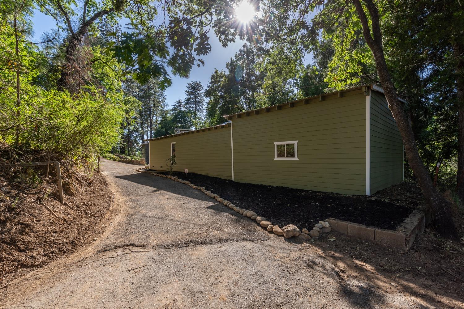 Detail Gallery Image 50 of 50 For 1968 Smith Flat Cemetery Rd, Placerville,  CA 95667 - 4 Beds | 4 Baths