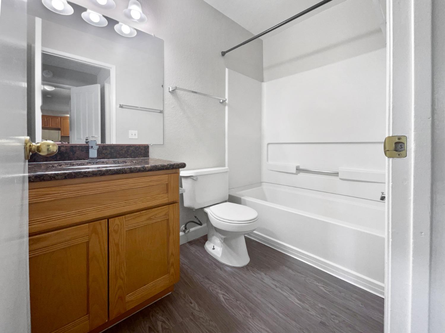 Detail Gallery Image 15 of 18 For 3941 Madison Ave #101,  North Highlands,  CA 95660 - 2 Beds | 2 Baths