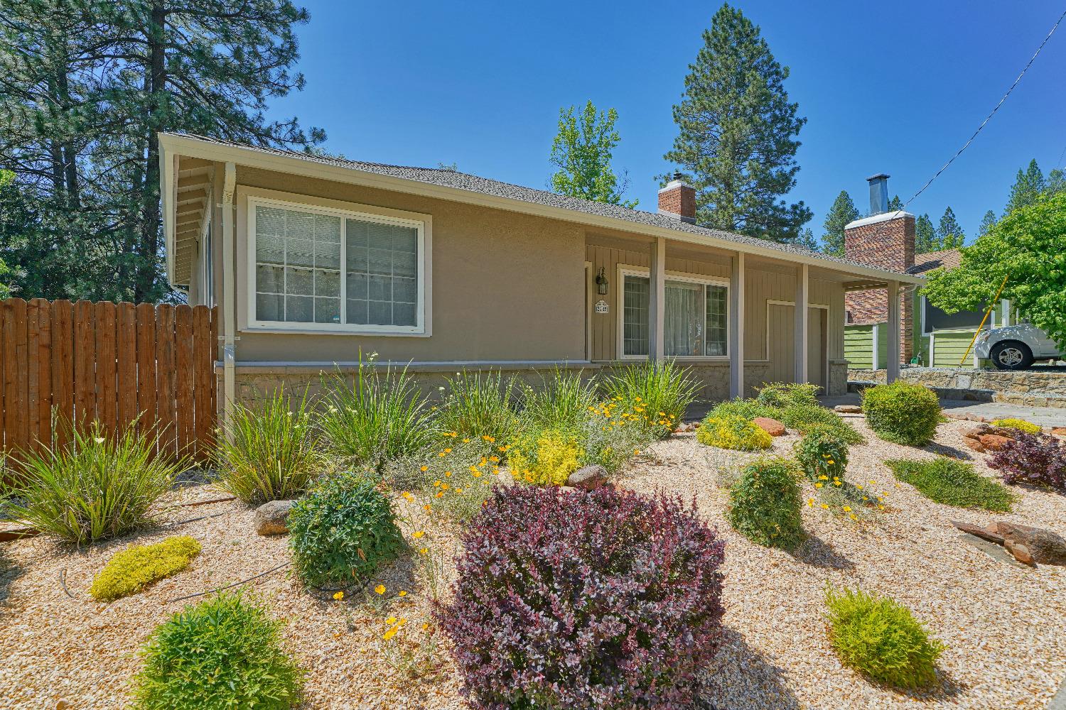 Detail Gallery Image 1 of 50 For 2888 Grandview St, Placerville,  CA 95667 - 3 Beds | 1 Baths