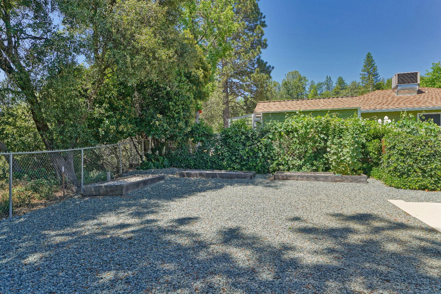 Detail Gallery Image 38 of 50 For 2888 Grandview St, Placerville,  CA 95667 - 3 Beds | 1 Baths