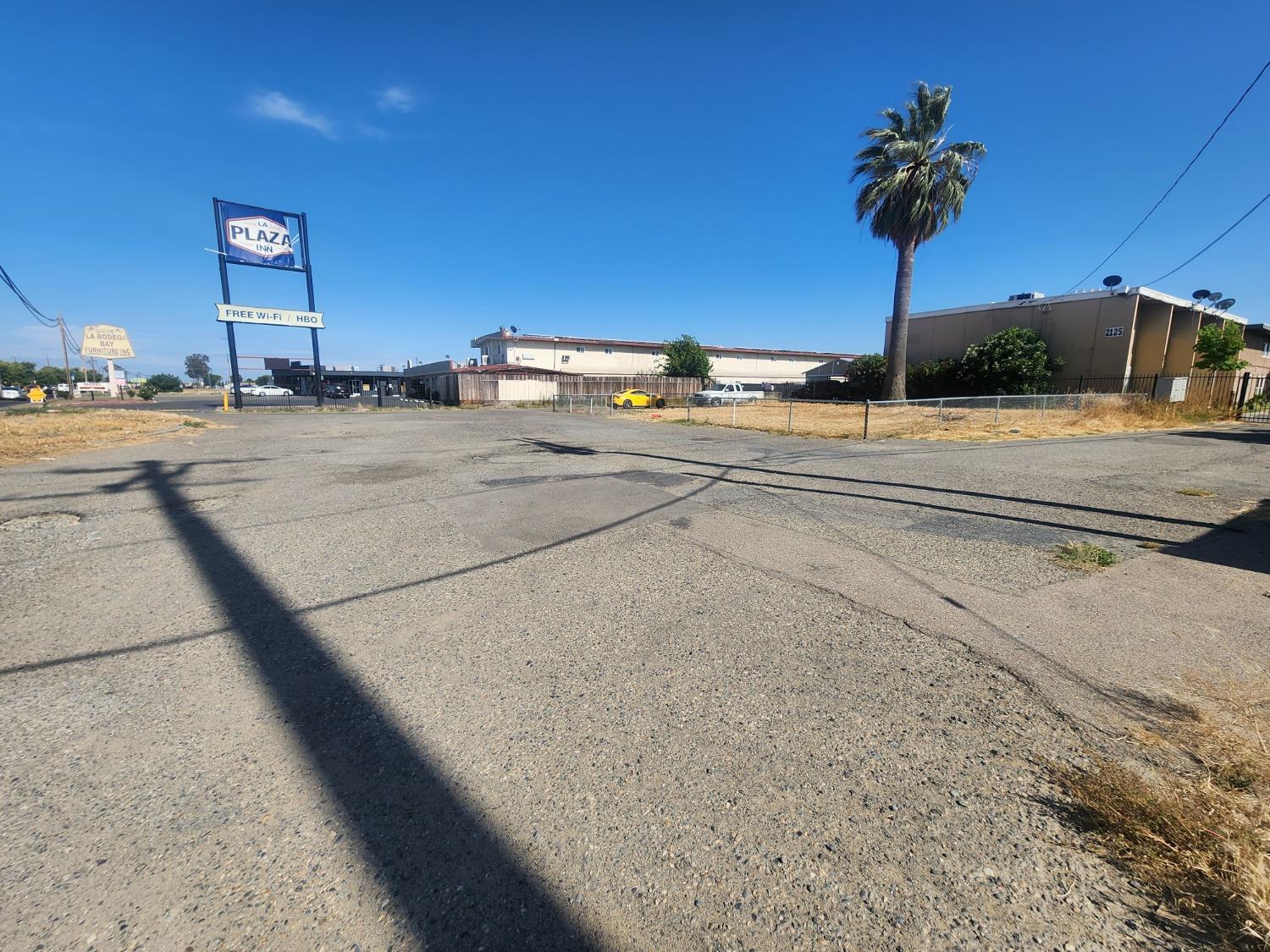 E Pacheco Boulevard, Los Banos, California image 8