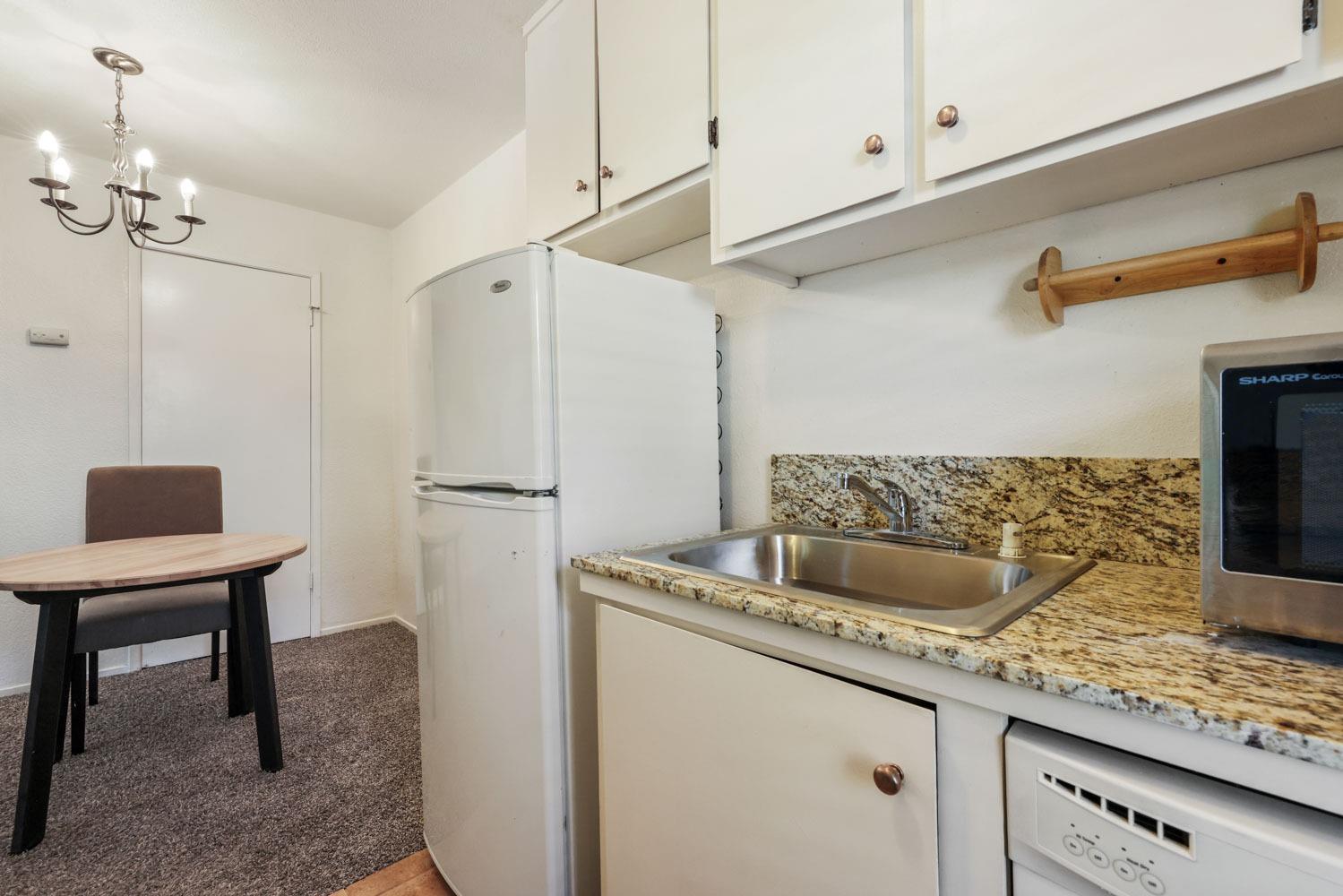 Detail Gallery Image 12 of 23 For 6724 Plymouth Rd #84,  Stockton,  CA 95207 - 1 Beds | 1 Baths