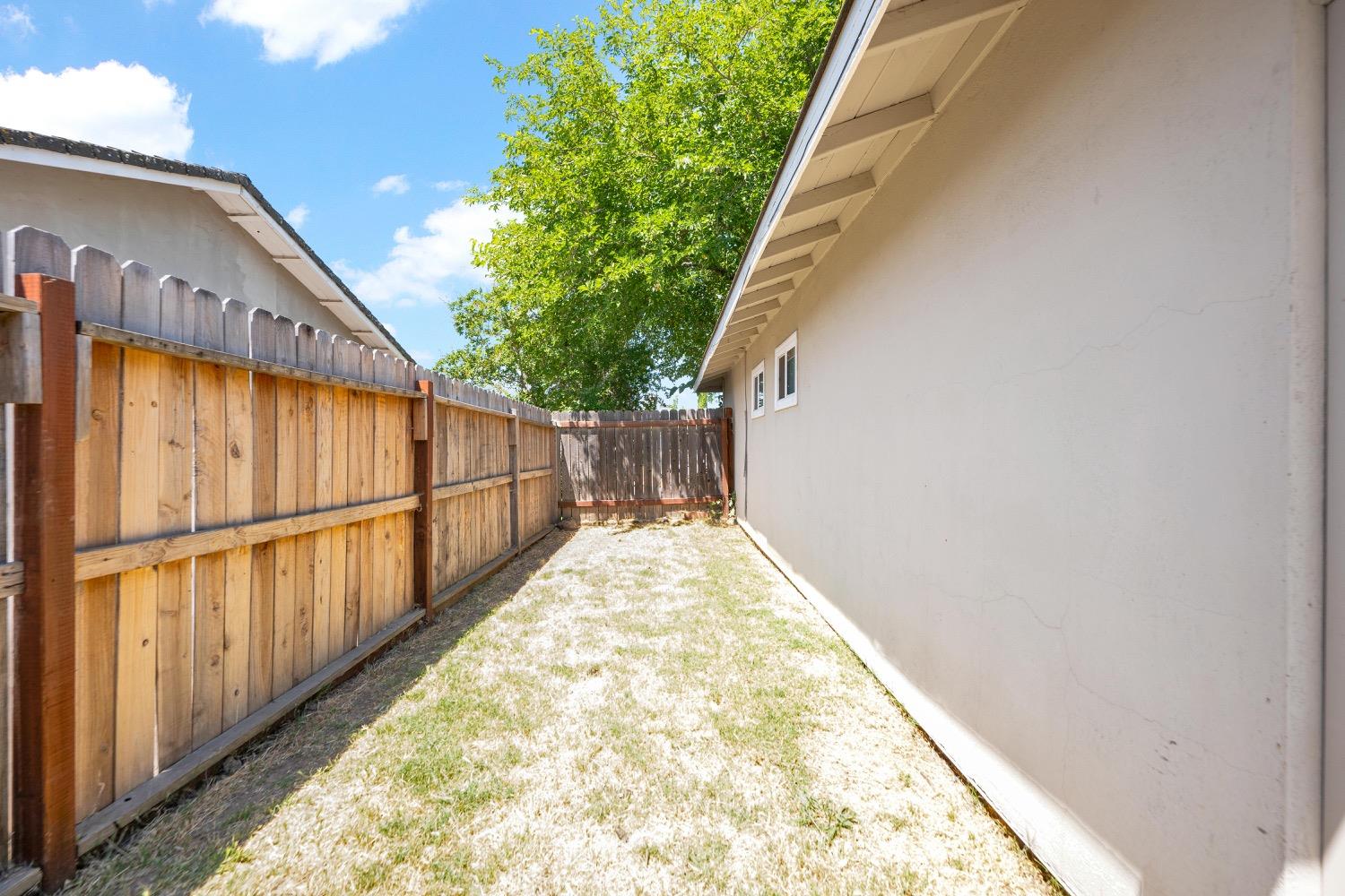 Detail Gallery Image 40 of 47 For 7348 Tartanilla Cir, Citrus Heights,  CA 95621 - 3 Beds | 2 Baths