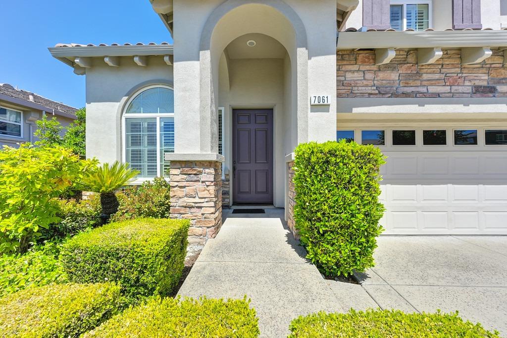 Detail Gallery Image 7 of 65 For 7061 Tarvisio Way, El Dorado Hills,  CA 95762 - 4 Beds | 2/1 Baths