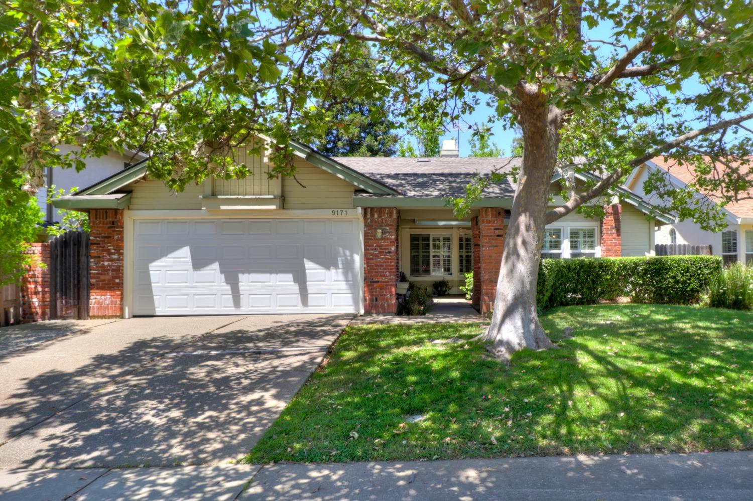 Detail Gallery Image 1 of 1 For 9171 Kinbrace Ct, Sacramento,  CA 95829 - 3 Beds | 2 Baths